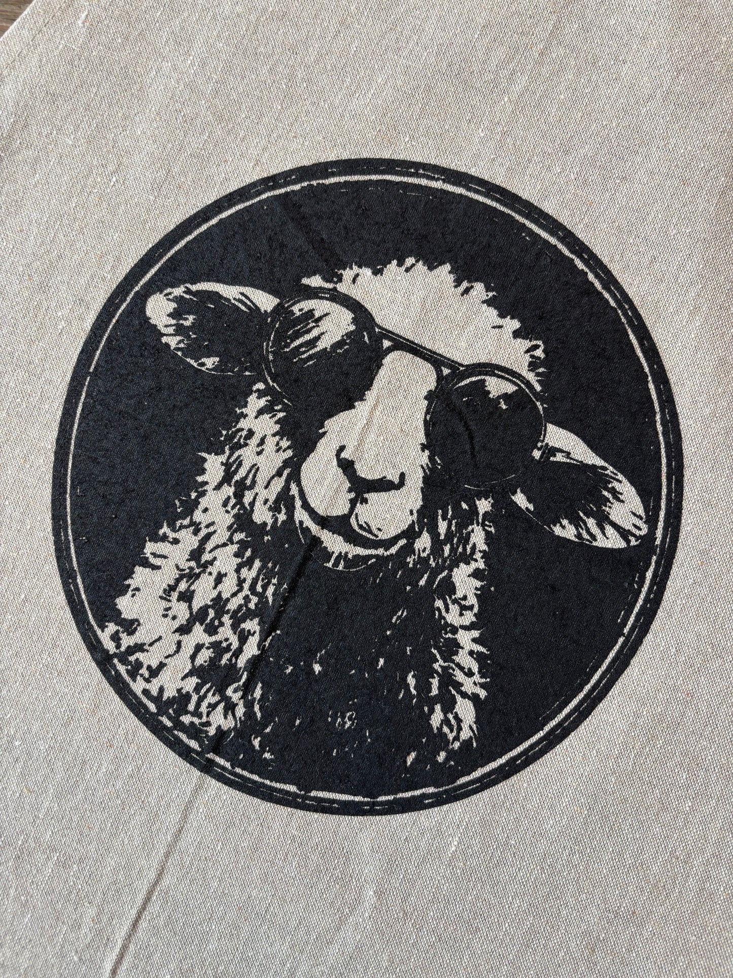 Latzschürze „DeichHeld“ – robust, recycelt & einsatzbereit